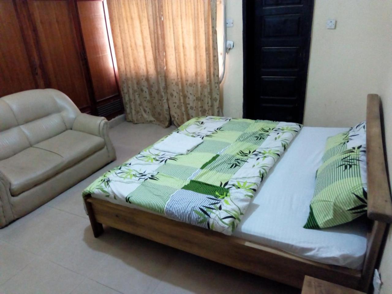 Royal Green Guest House Abeokuta Extérieur photo