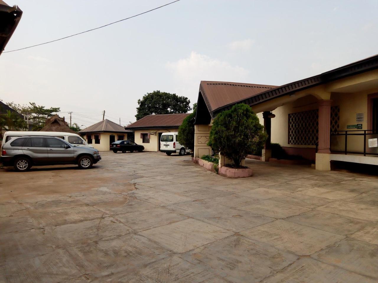 Royal Green Guest House Abeokuta Extérieur photo