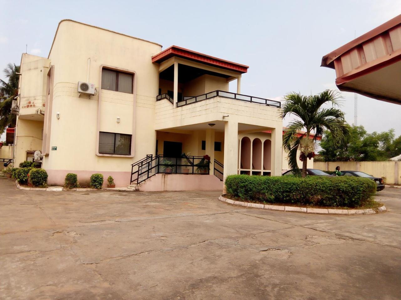Royal Green Guest House Abeokuta Extérieur photo